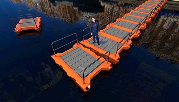 科学家在运河测试自动驾驶船只 自动水上出租车要来了